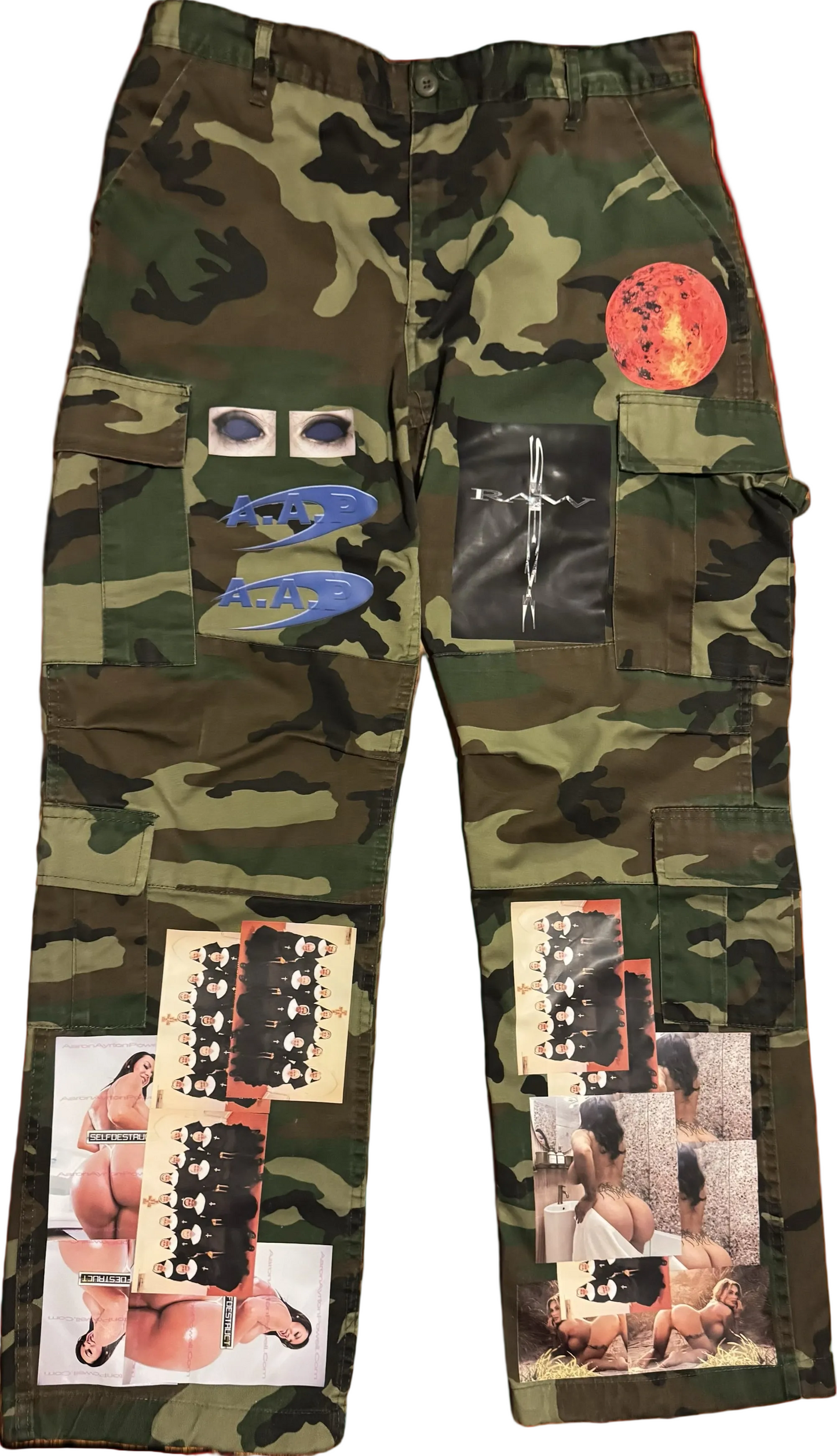 Raw Sex cross 6 pocket camo cargos (size 35 x 30)(2025 release)